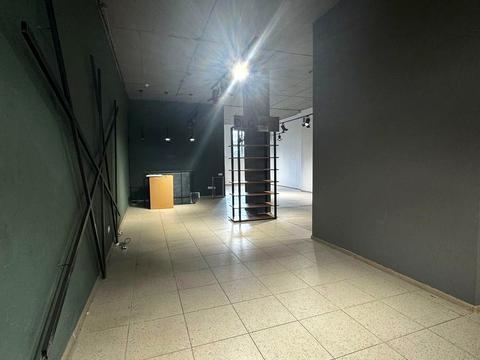 комерційна за адресою Олександра Довженка вул., 9