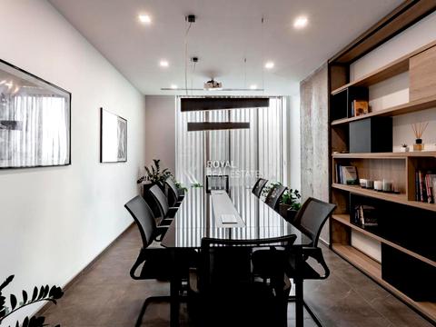 комерційна за адресою Київ, Антонова Авіаконструктора, 2б