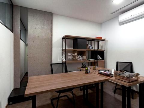 комерційна за адресою Київ, Антонова Авіаконструктора, 2б