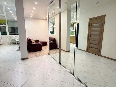 квартира за адресою Авіаконструктора Ігоря Сікорського вул. (Танкова), 1-А