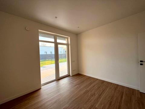 дом по адресу Новоолександрівка