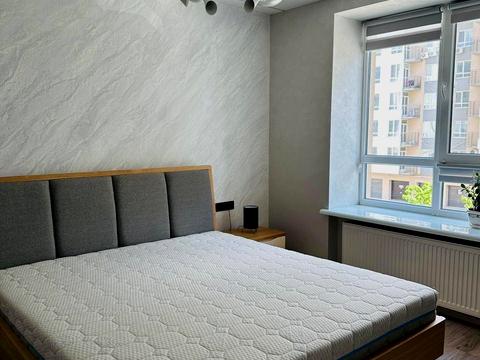 квартира по адресу Співдружності ул., 5