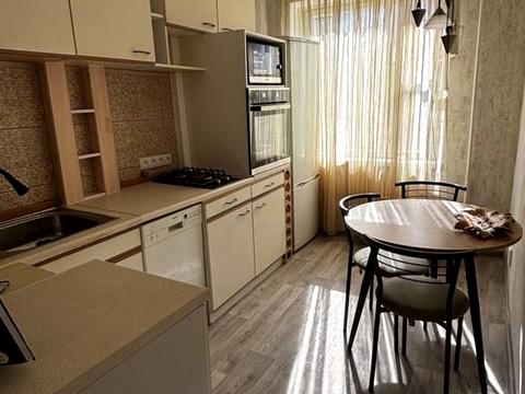 квартира за адресою Миру просп., 6