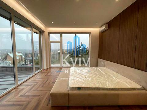 будинок за адресою Квітнева вул.