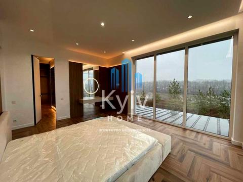 будинок за адресою Квітнева вул.