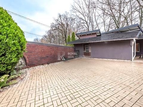 будинок за адресою Прикордонна вул.