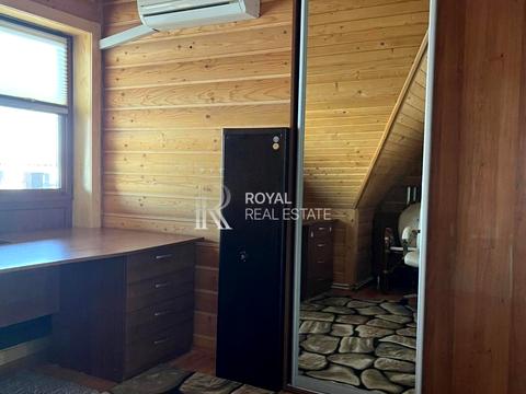 дом по адресу Золочівська