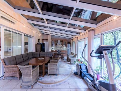 дом по адресу Борщаговская ул.