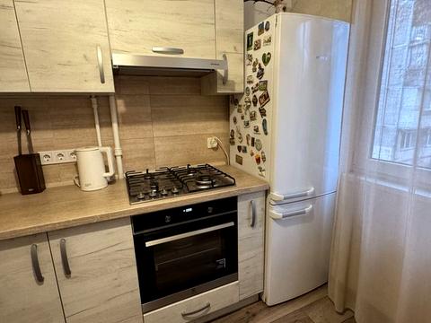 квартира за адресою Сергія Берегового вул. (Мартиросяна), 26