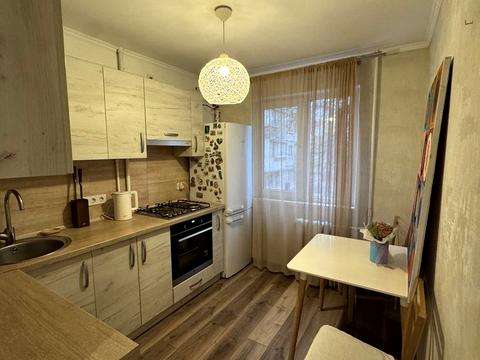 квартира за адресою Сергія Берегового вул. (Мартиросяна), 26