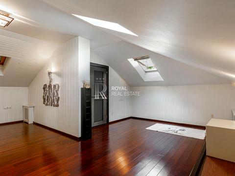 будинок за адресою Редутна вул.