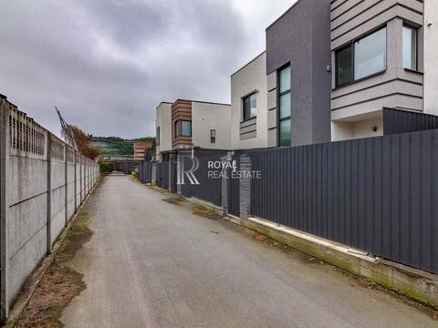 будинок за адресою Петра Янчука вул.