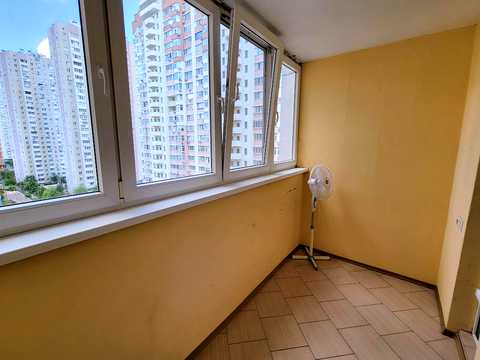 квартира за адресою Григорія Ващенка вул., 1