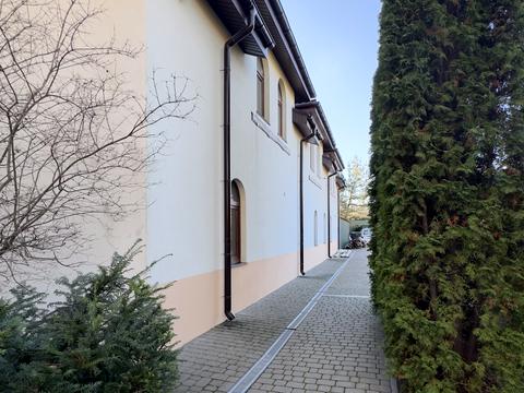 коммерческая по адресу Максима Рыльского ул., 490