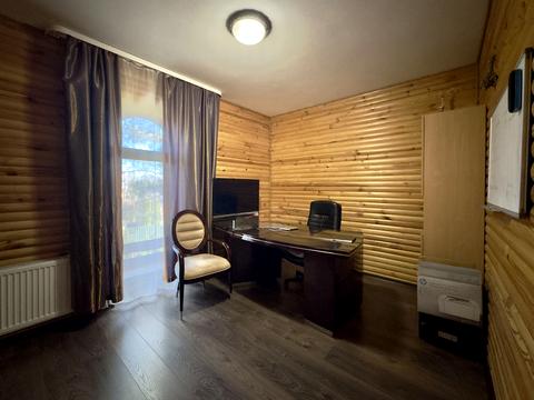 коммерческая по адресу Максима Рыльского ул., 490