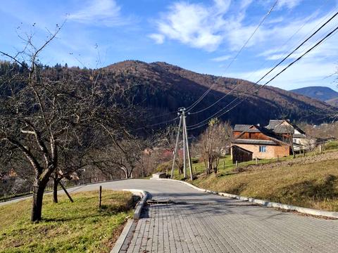 участок по адресу 