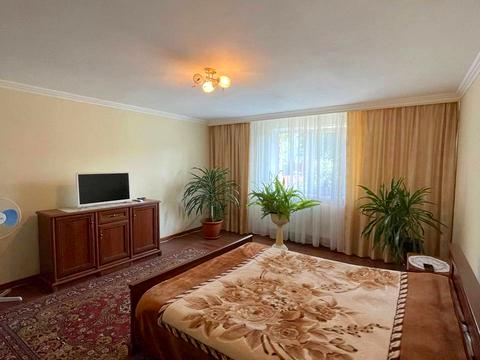 будинок за адресою Пантелеймона Куліша вул., 12