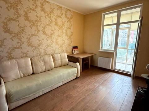 квартира за адресою Перлинна вул., 1а