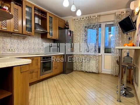 квартира за адресою Машинобудівна вул., 21