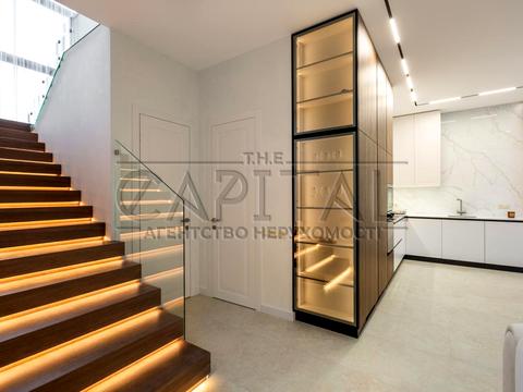 будинок за адресою Квітнева вул.