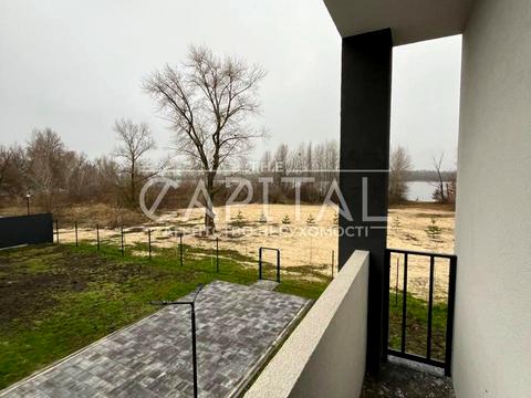 дом по адресу вул. Приозерна