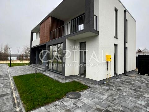 дом по адресу вул. Приозерна