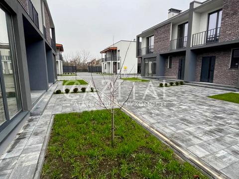 дом по адресу вул. Приозерна