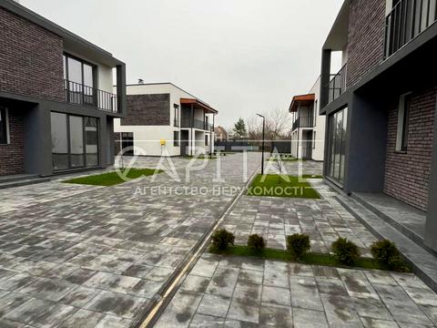 дом по адресу вул. Приозерна