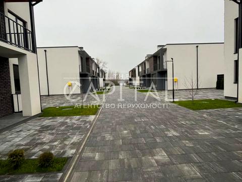 дом по адресу вул. Приозерна