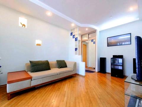 квартира по адресу Круглоуниверситетская ул., 13