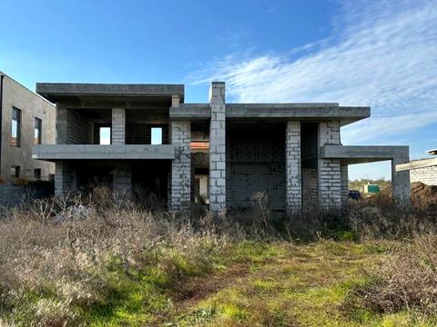 дом по адресу Рожева