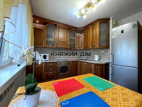 квартира по адресу Митрополита Андрея Шептицкого ул. (Анатолія Луначарського), 22-В