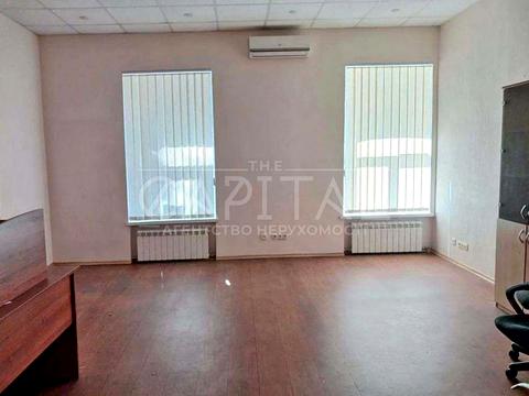 комерційна за адресою Київ, Івана Мазепи вул. (Січневого Повстання), 10