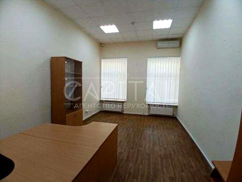 комерційна за адресою Київ, Івана Мазепи вул. (Січневого Повстання), 10