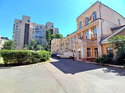 комерційна за адресою Київ, Івана Мазепи вул. (Січневого Повстання), 10