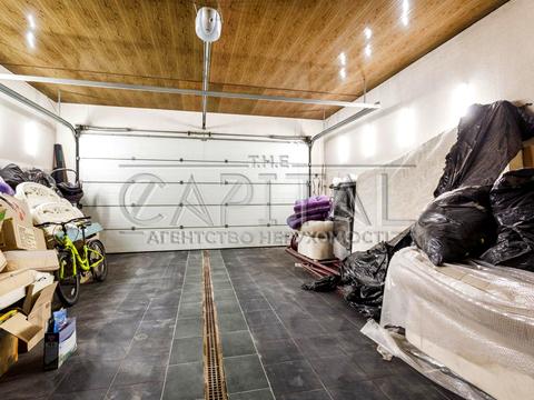 будинок за адресою Валерія Лобановського вул.