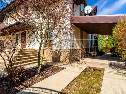 будинок за адресою Валерія Лобановського вул.