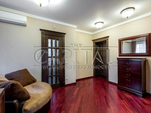 будинок за адресою Валерія Лобановського вул.