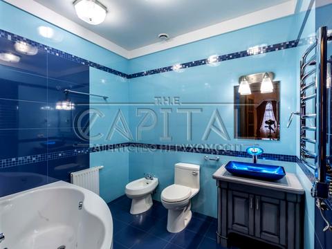 будинок за адресою Валерія Лобановського вул.