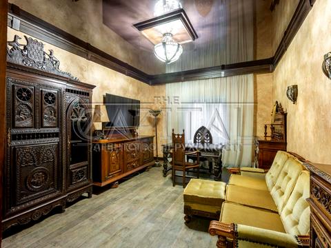 будинок за адресою Валерія Лобановського вул.