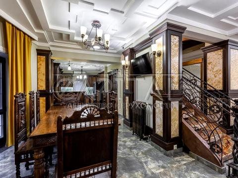 будинок за адресою Валерія Лобановського вул.