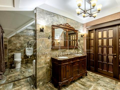 будинок за адресою Валерія Лобановського вул.