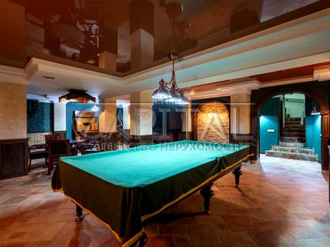 будинок за адресою Валерія Лобановського вул.