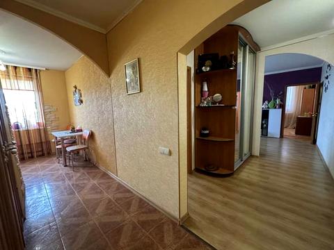 квартира за адресою Амосова вул. (Корчагінців), 9