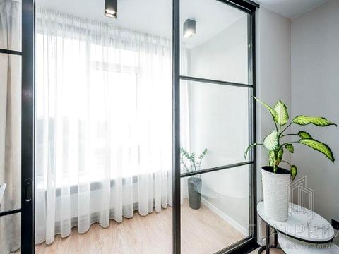 квартира за адресою Любомира Гузара просп. (Космонавта Комарова), 15