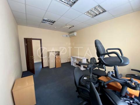 комерційна за адресою Ігорівська вул., 5