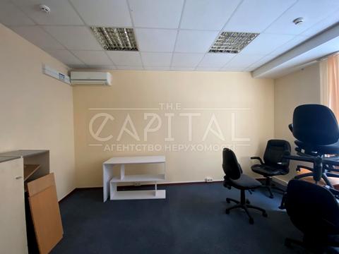 комерційна за адресою Ігорівська вул., 5