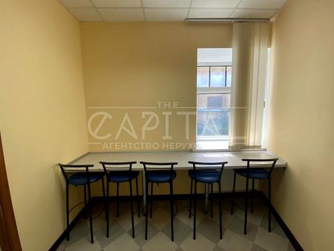 комерційна за адресою Ігорівська вул., 5