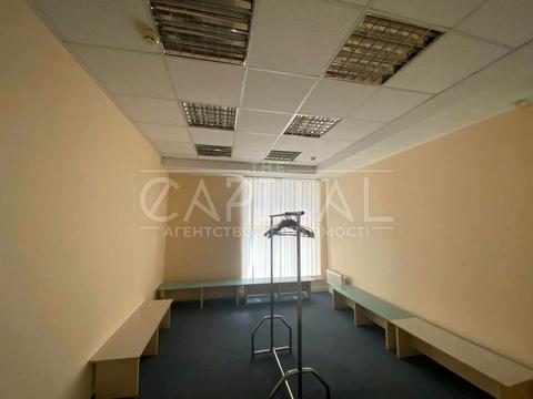 комерційна за адресою Ігорівська вул., 5