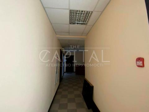 комерційна за адресою Ігорівська вул., 5